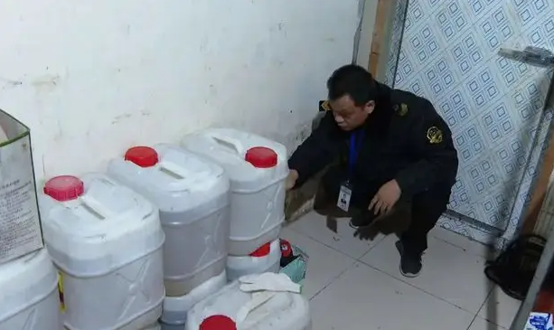 “地沟油”再现，不合格食品必须无害化销毁